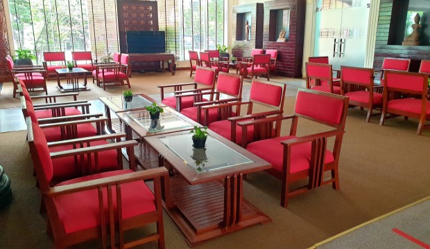 Devi Lobby Lounge